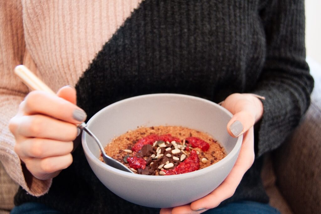 Porridge mit Wasser zubereiten